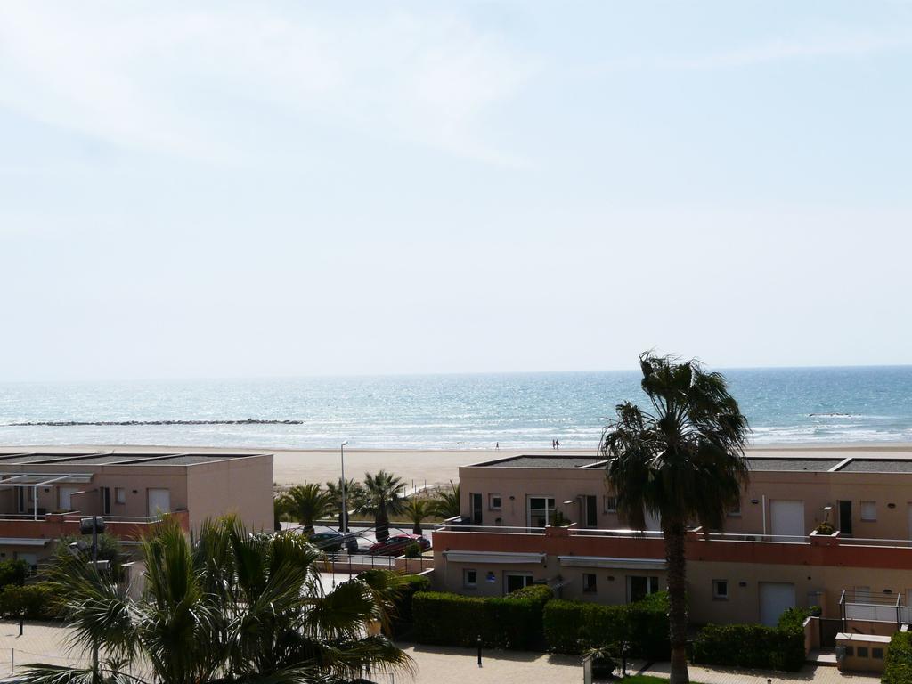 Apart Hotels Mar Blava Cubelles Εξωτερικό φωτογραφία